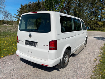 Kisbusz Volkswagen T5 Transporter Bus Caravelle Comfortline lang: 5 kép.