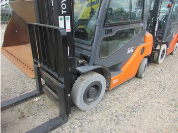 Gázüzemű targonca Toyota 02-8 FGF 25 Tonero 25 Gas Stapler: 2 kép.