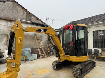 Minikotró CATERPILLAR 303CR