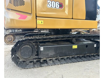 Lánctalpas kotró CATERPILLAR 306: 5 kép.