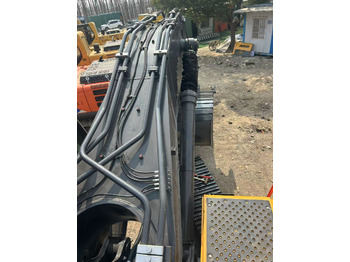 Lánctalpas kotró Volvo EC480: 4 kép. Lánctalpas kotró Volvo EC480: 4 kép.