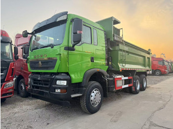 Billenőplatós teherautó SINOTRUK HOWO