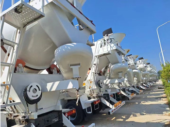 HOWO  lízing HOWO: 2 kép. HOWO  lízing HOWO: 2 kép.