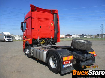 Nyergesvontató Mercedes-Benz Actros 1845 LS: 4 kép.