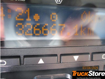 Nyergesvontató Mercedes-Benz Actros 1845 LS: 2 kép.