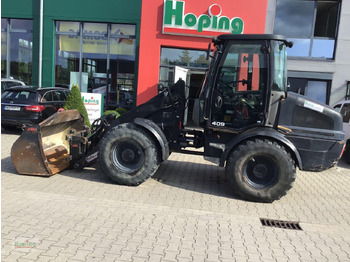 Gumikerekes homlokrakodó JCB 409