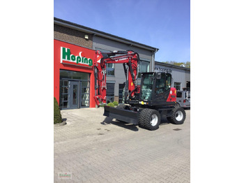 Gumikerekes kotró YANMAR