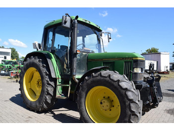 Traktor JOHN DEERE 6200
