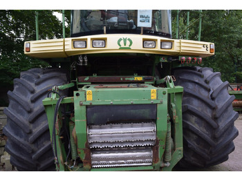 Önjáró szecskázógép Krone BIG X V12: 5 kép.