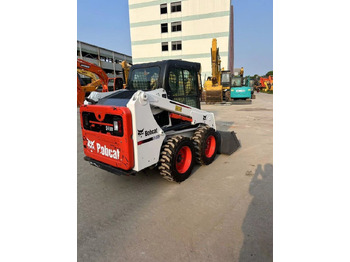 Mini homlokrakodó BOBCAT S450