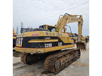 Lánctalpas kotró CATERPILLAR 320B: 4 kép.