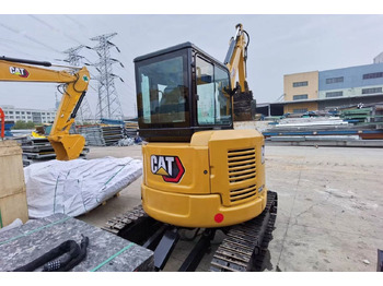 Minikotró Caterpillar 303.5E: 2 kép.