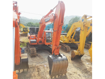 Lánctalpas kotró Doosan DX300LC: 5 kép.