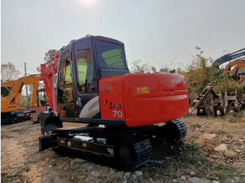 Minikotró Hitachi ZX70: 4 kép. Minikotró Hitachi ZX70: 4 kép.