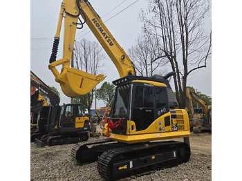Lánctalpas kotró Komatsu PC130-10: 5 kép.