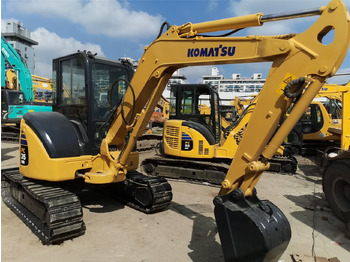 Minikotró Komatsu PC35MR: 2 kép.