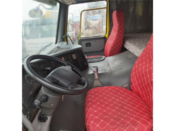Billenőplatós teherautó SINOTRUK HOWO