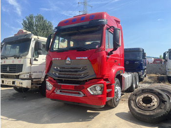 Nyergesvontató SINOTRUK HOWO