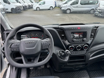Vontató Iveco Daily 35C16H EMPATTEMENT 4100: 4 kép.