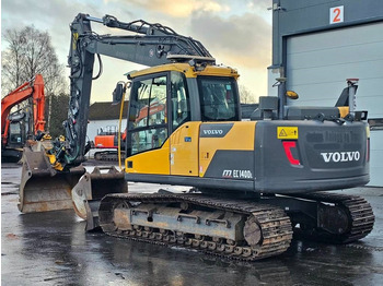 Lánctalpas kotró Volvo EC 140 DL: 3 kép.