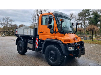 Többcélú/ Speciális jármű UNIMOG U500