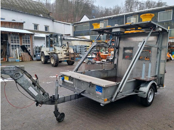 Pótkocsi Mersch LED Absperrtafel 2017 Nissen Anlage Verkehrsleitanhänger Verkehrssicherungsanhänger Sperrwand Verkehrsleittafel Verkehrsleitanhänger: 3 kép.