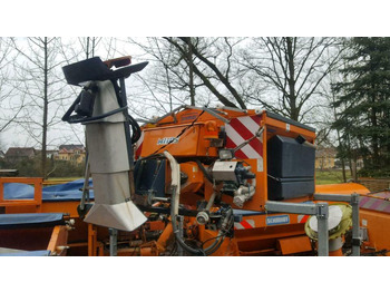 Homok-/ Sószóró UNIMOG