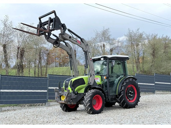 Traktor CLAAS Nexos