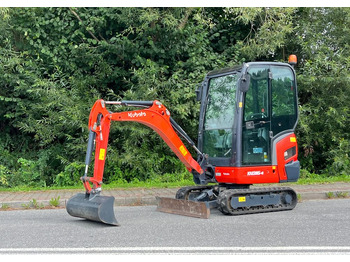 Minikotró KUBOTA KX016-4