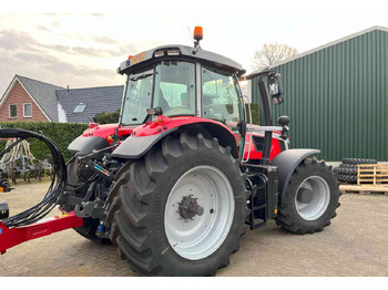 Traktor Massey Ferguson 7S.210 Dyna-VT Exclusive Tractoren: 4 kép.