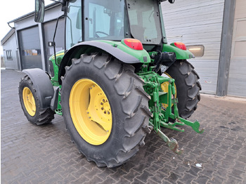 Traktor Ciągnik John Deere 5090m: 2 kép.
