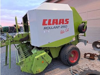 Bálázó CLAAS