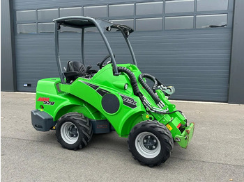 Kompakt lánctalpas rakodó AVANT