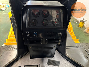 Buldózer maxus Maxus 350hp Cummins engine: 5 kép.