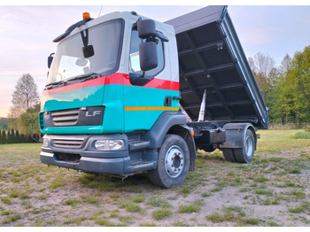 Billenőplatós teherautó DAF LF 55 220