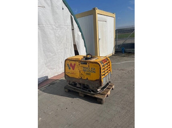 Lapvibrátor WACKER