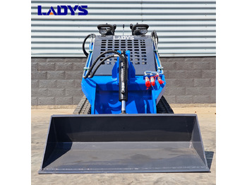 Új Mini homlokrakodó LADYS LA380 Mini Skid Steer Loader Compact Track Diesel Cheap Mini Skid Steer Loader For Sale With Mini Skid Steer Attachments 4 In 1 Bucket: 5 kép.