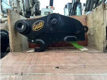 Gyorscsatlakozó Attache rapide hydraulique QC60H pour pelle de 11T à 17T: 2 kép. Gyorscsatlakozó Attache rapide hydraulique QC60H pour pelle de 11T à 17T: 2 kép.