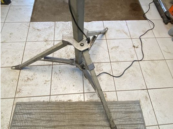 Építőipari berendezések Ballon d’éclairage pour chantier: 3 kép. Építőipari berendezések Ballon d’éclairage pour chantier: 3 kép.