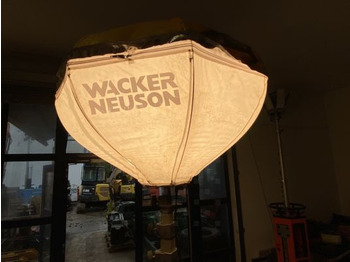 Építőipari berendezések Ballon d’éclairage pour chantier: 5 kép. Építőipari berendezések Ballon d’éclairage pour chantier: 5 kép.