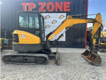 Minikotró BOBCAT E35