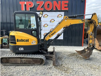 Minikotró BOBCAT E35