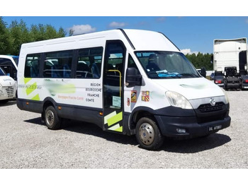 Minibusz IVECO Daily