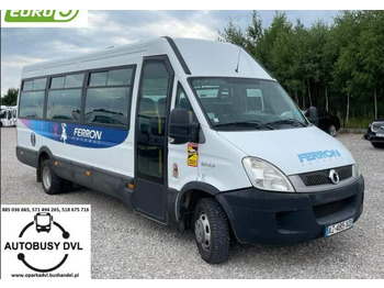 Minibusz IVECO Daily