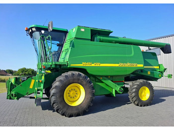 Kombájn JOHN DEERE 2000 Series