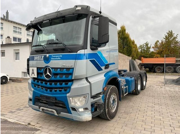 Nyergesvontató MERCEDES-BENZ Arocs 2643