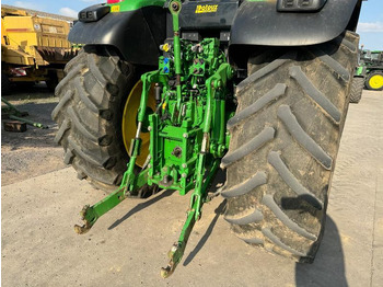 Traktor JOHN DEERE 6175M: 5 kép.