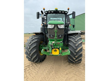 Traktor JOHN DEERE 6R250: 3 kép.