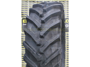 Új Traktor Trelleborg TM 800 650/65R42: Radial Tires for Modern Agricultural Tractors: 2 kép.