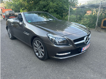 Autó MERCEDES-BENZ